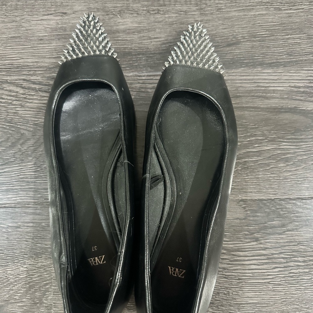 Zara 🖤🩶🖤 Black Studded Leather Ballet Flats - Sz 6.5 NWT